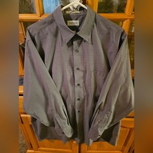 VAN HEUSEN DRESS SHIRT-LARGE